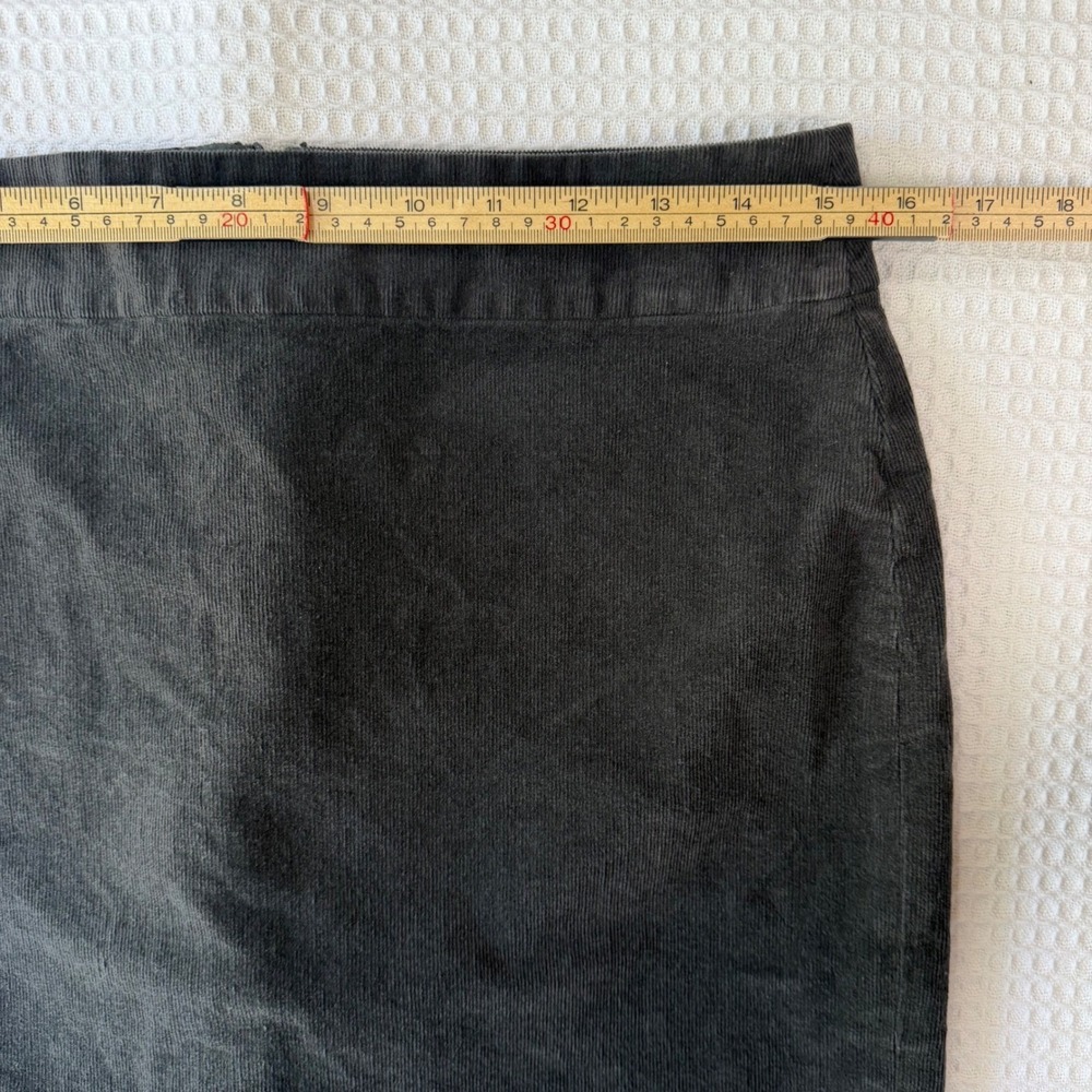 Banana Republic Womens Gray Corduroy Mini Skirt Size 4 Stretch Cotton Straight - Picture 4 of 5